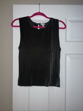 J Crew Green Pleated Sleeveless Tank Top